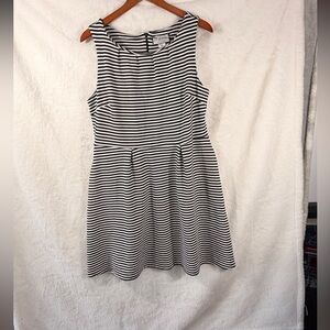 Mary McFadden Collection striped sleeveless fit and flare dress XL